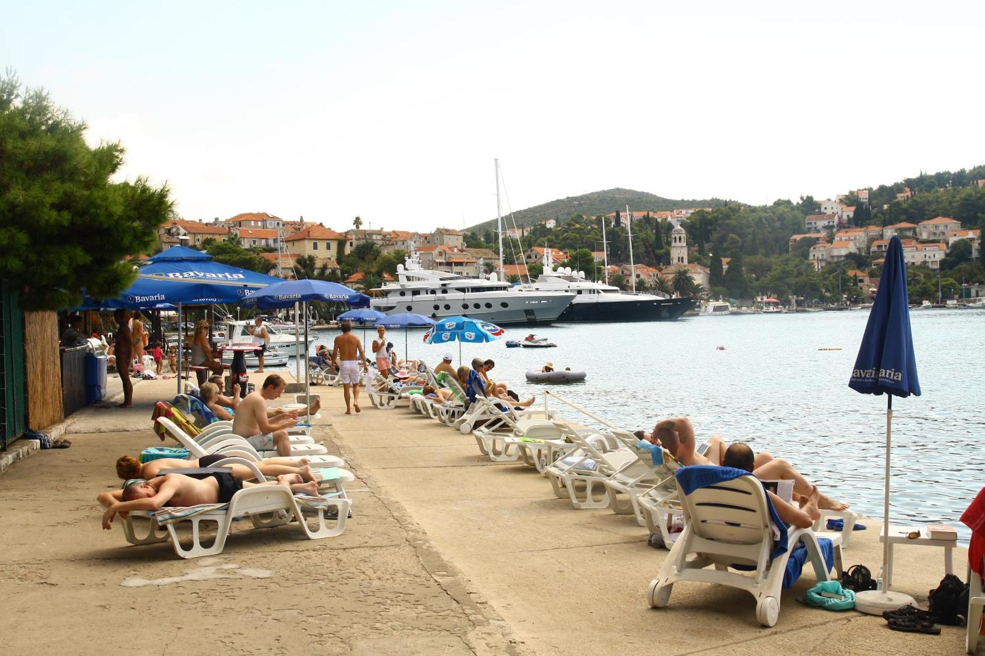 Hotel Pansion Lovac à Cavtat Extérieur photo