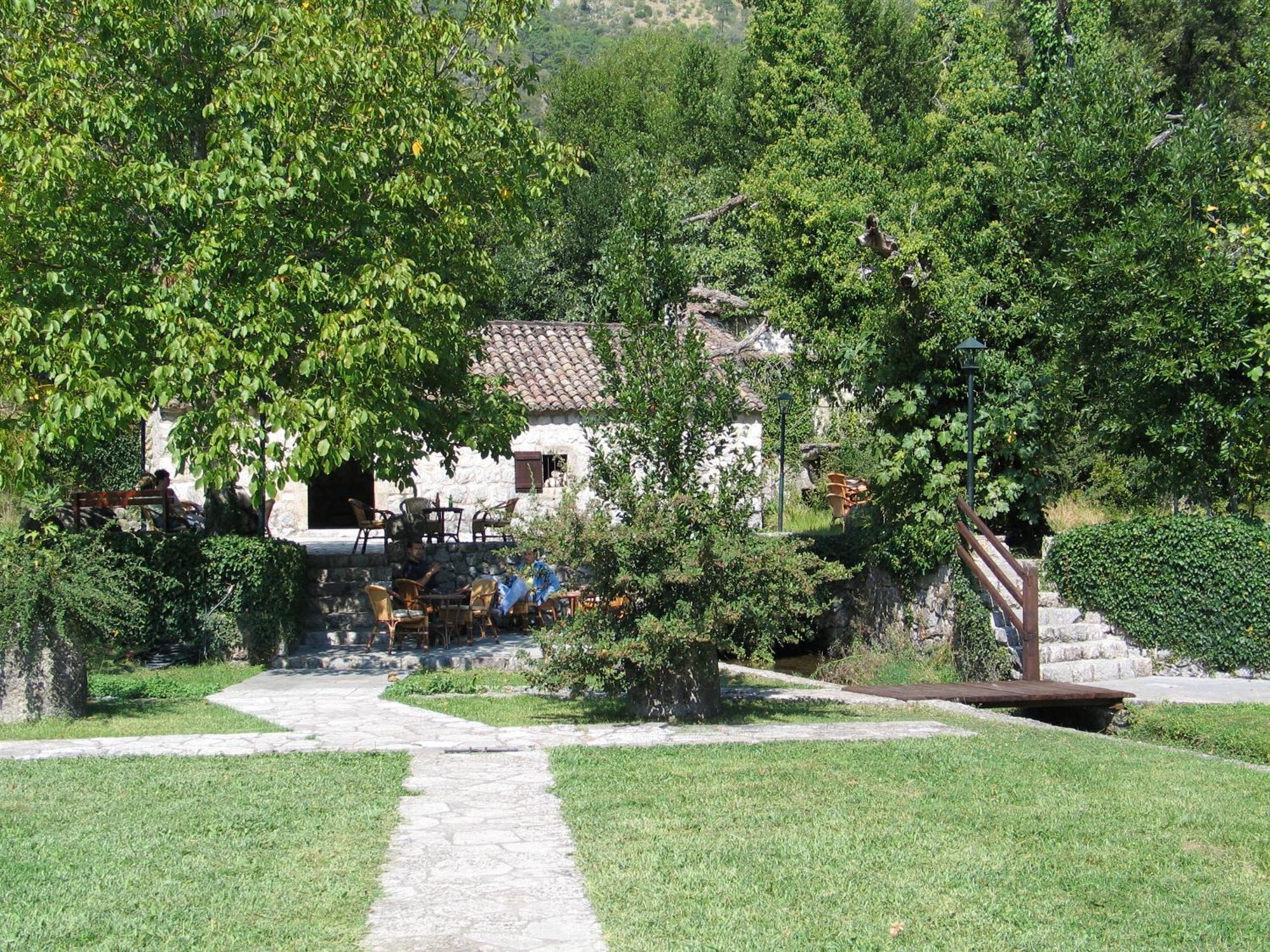 Hotel Pansion Lovac à Cavtat Extérieur photo