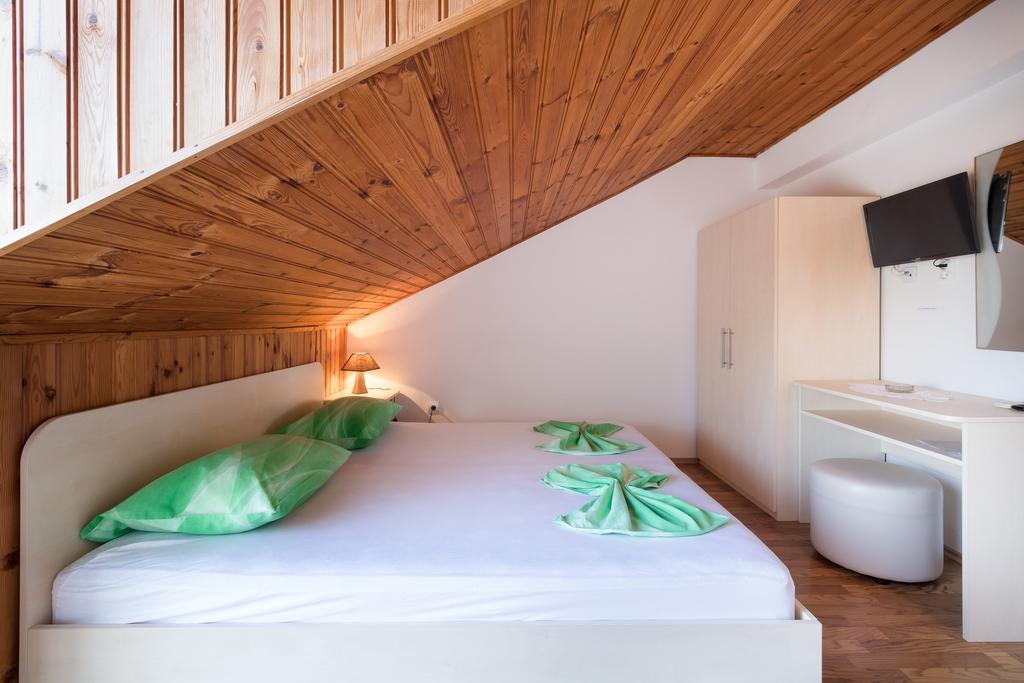 Hotel Pansion Lovac à Cavtat Extérieur photo